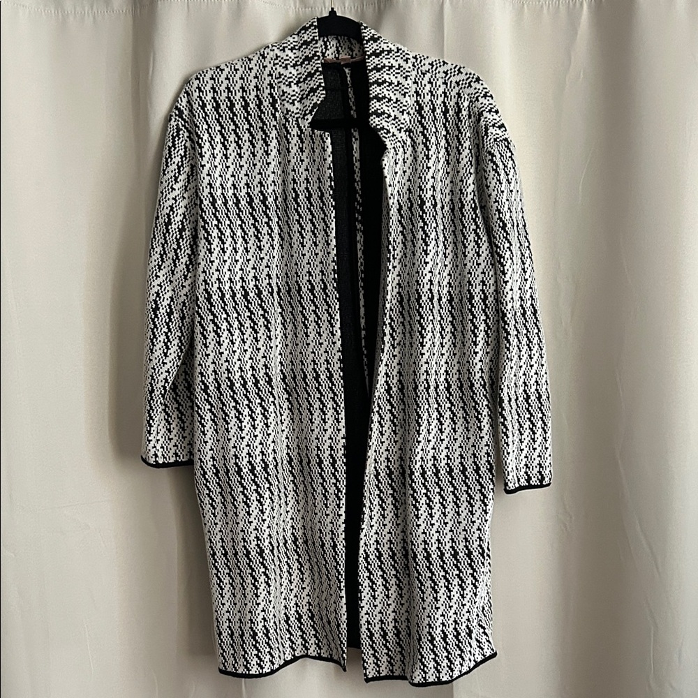 Philosophy Black and White Open Front Knit Cardigan